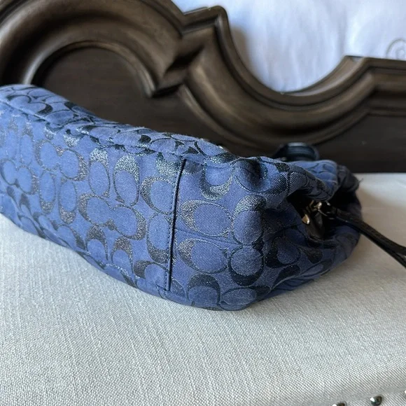 Authentic Coach Bag Blue - Picture 8 of 8